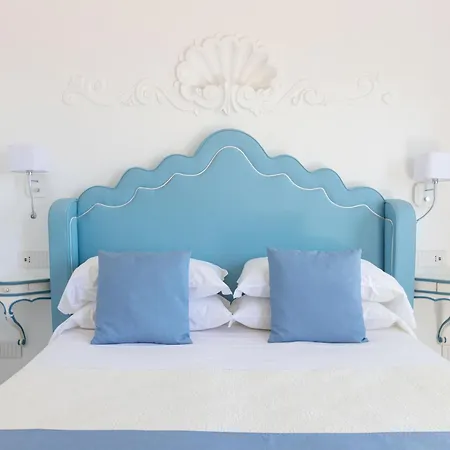 Nannina לינה וארוחת בוקר 4*
